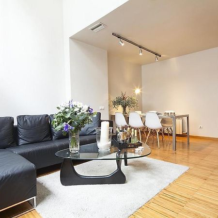 My Space Barcelona Park Gueell Apartments Exterior photo