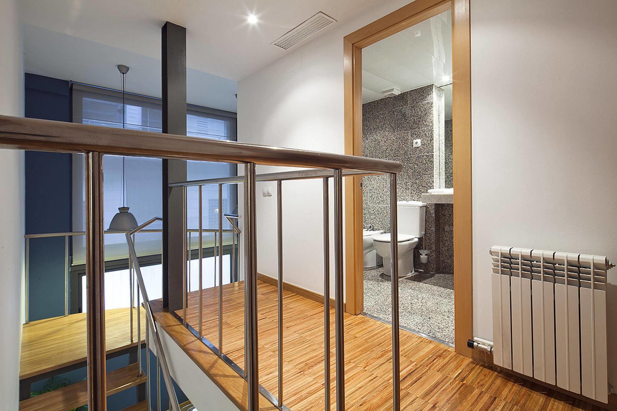 My Space Barcelona Park Gueell Apartments Exterior photo