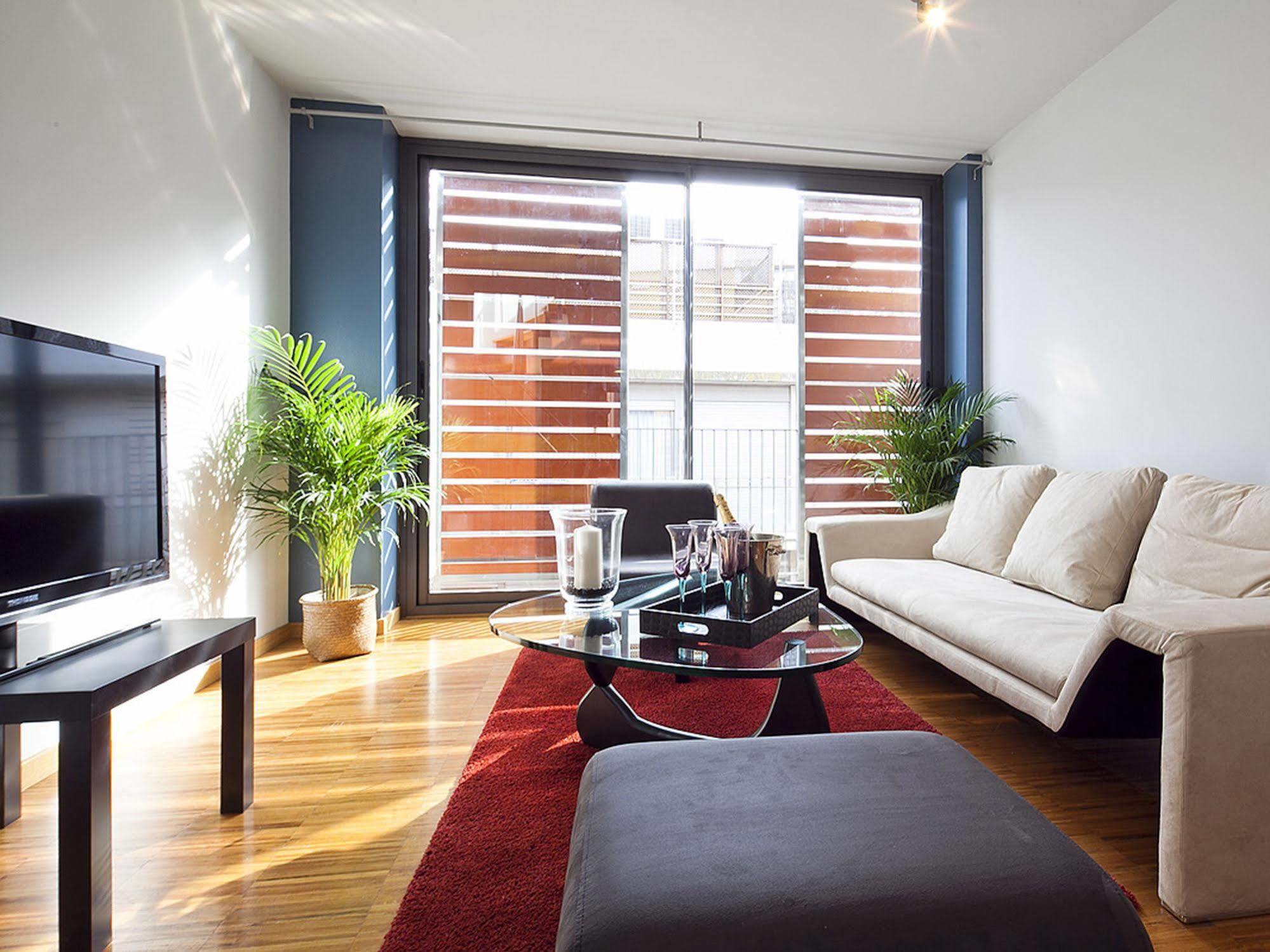 My Space Barcelona Park Gueell Apartments Exterior photo