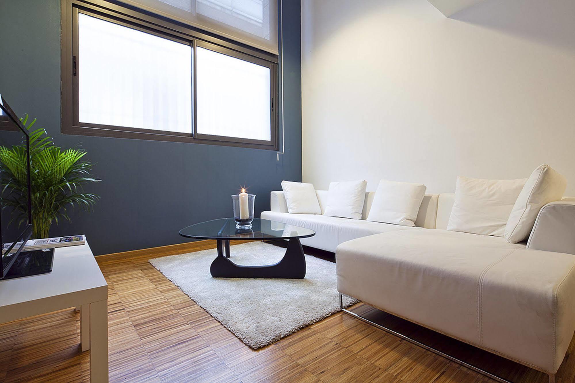 My Space Barcelona Park Gueell Apartments Exterior photo