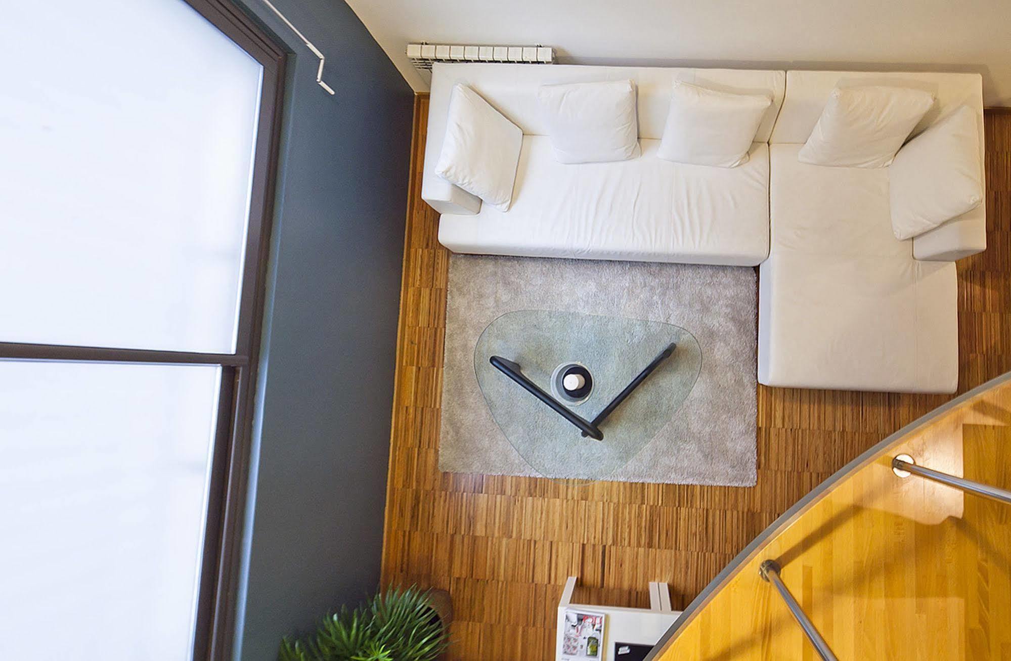 My Space Barcelona Park Gueell Apartments Exterior photo